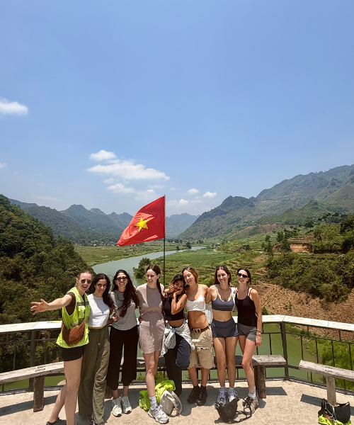 Inicio Quan Ba, Vietnam